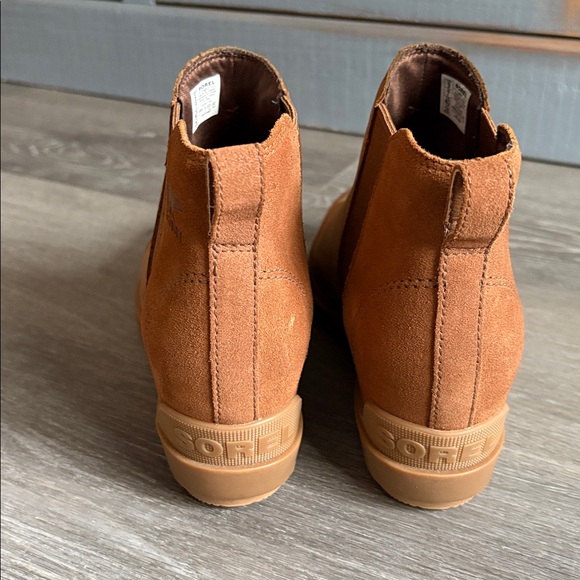 Sorel Women's Tan Ankle Boots - Picture 4 of 7